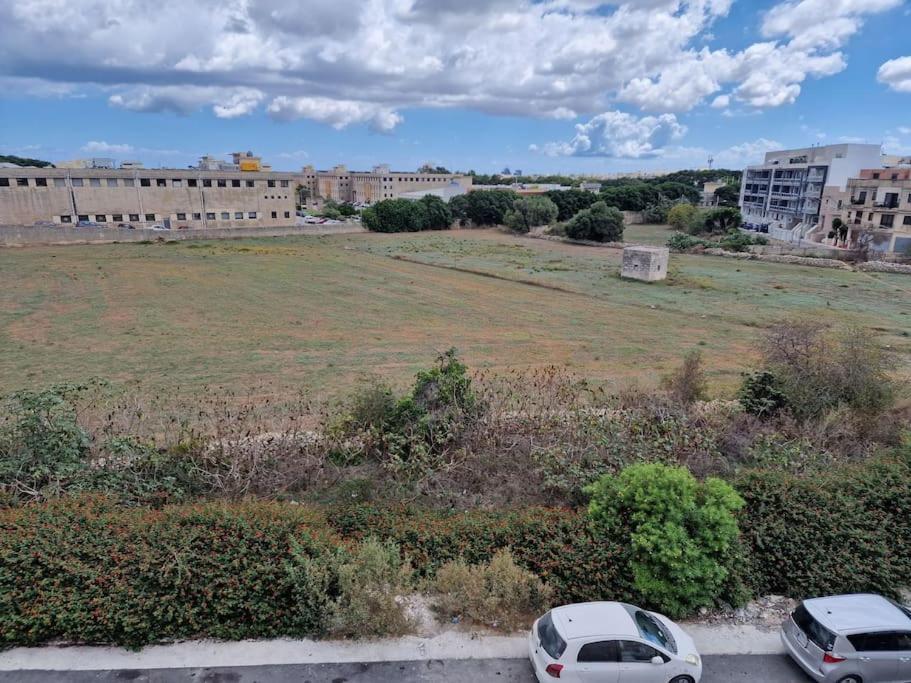 Enjoy And Relax Apartment Mosta Exterior foto